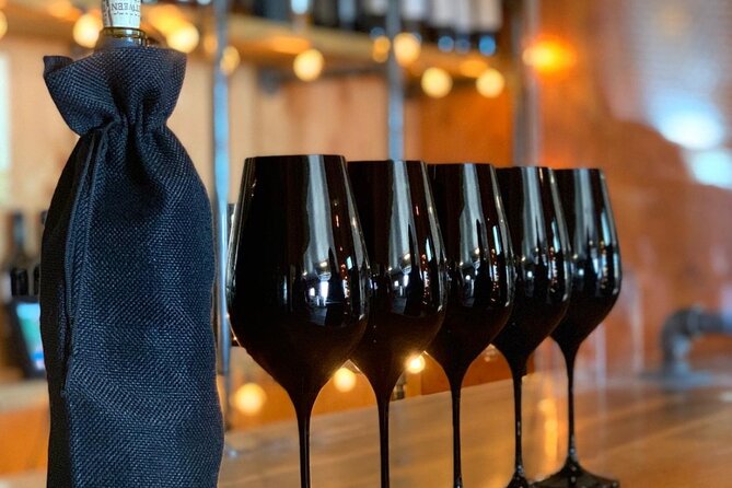 Niagara-on-the-Lake: Blind Wine Tasting at a Local Winery  – Niagara Falls & Around