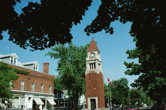 Niagara-On-The-Lake Wine Tour With Lunch -Private Tour in Classic English Cab - Good To Know