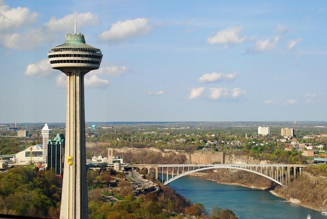 Niagara: Walking Tour Tickets to Journey Behind the Falls and Skylon Tower