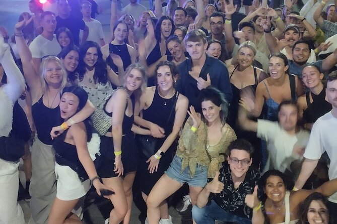 Night Pub Crawl Tour in Barcelona