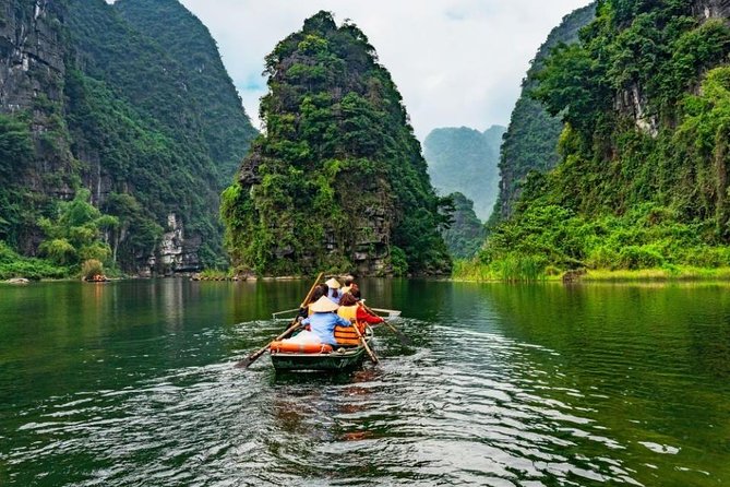 Ninh Binh One Day Tour To Visit Hoa Lu - Trang An - Mua Cave - Good To Know