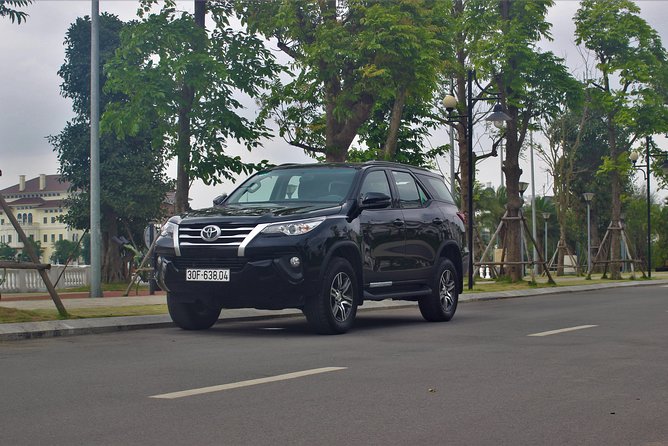 Noi Bai Airport Pick Up - Pricing and Guarantee