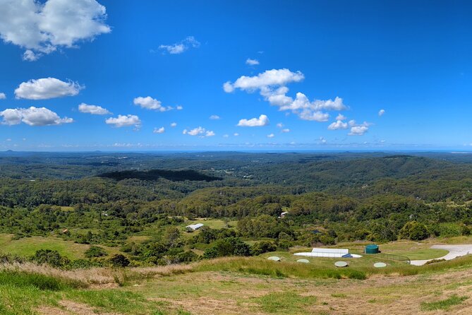 Noosa, Eumundi Markets, Glass House Mountains From Brisbane