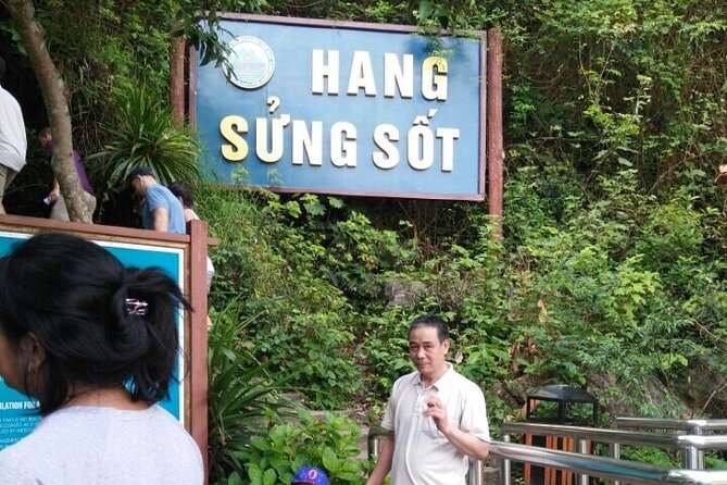 Northern Vietnam at a Glance: Halong Bay & Sapa 5 Days - Accommodation and Transportation