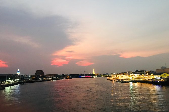 NR-03 Wong Wain Lek Cycling Along the Various Historical and Chaophraya River