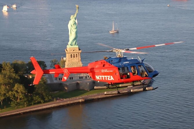 NYC Helicopter Sightseeing Tour With Top Manhattan Attractions