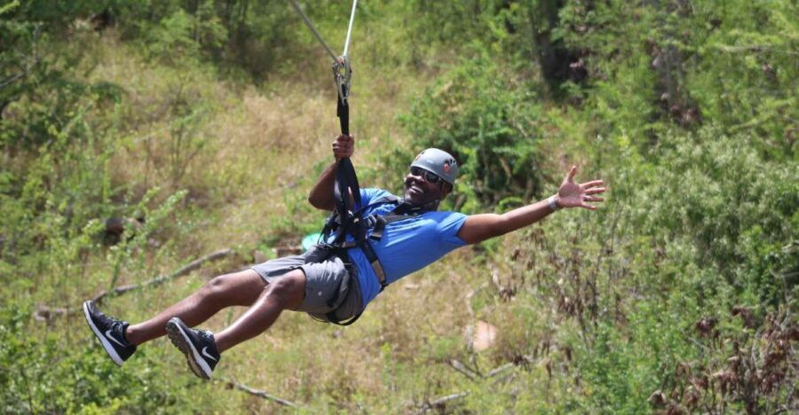Oahu: 3 Ziplines and Coral Crater Tour With Transfer