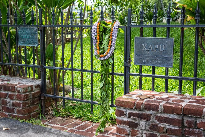 Oahu Circle Island (Holoholo Mokupuni), From Waikiki - Pricing and Booking Information