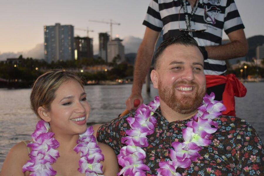 Oahu: Fireworks Cruise - Ultimate Luxury Gondola With Drinks - Good To Know