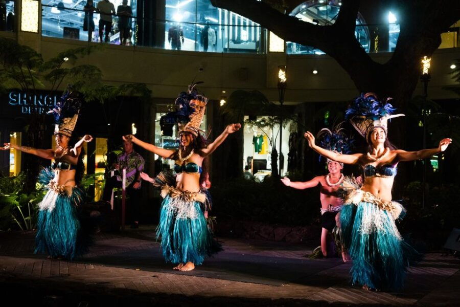 Oahu: Queens Waikiki Luau - Good To Know