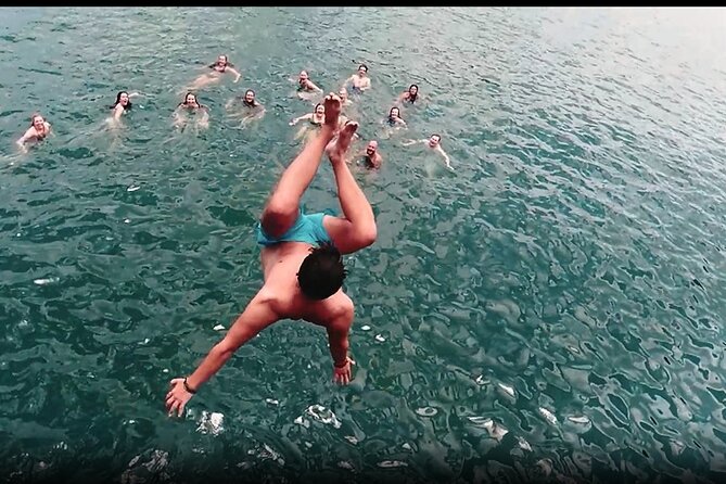 Oasis Bay Cruise 3-Day Explore Halong Bay From Hanoi - Overview of Oasis Bay Cruise