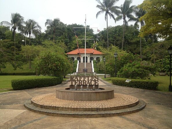 Of Graves, Guns & Battles: A Tour of Fort Canning Hill