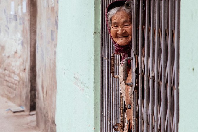 Off the Beaten Track in Hanoi: Private City Tour - Good To Know