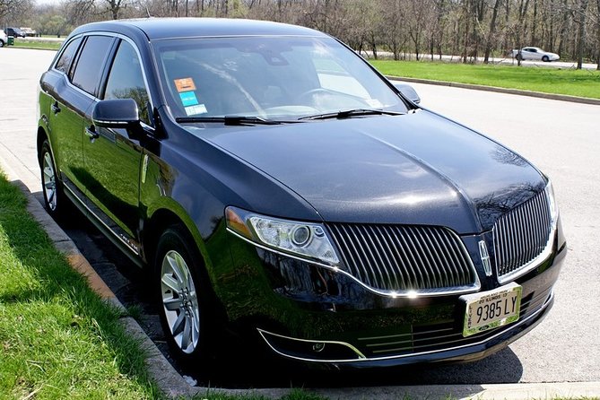 OHare Airport (Greet & Meet) To Chicago, Luxury Private Sedan, All Inclusive