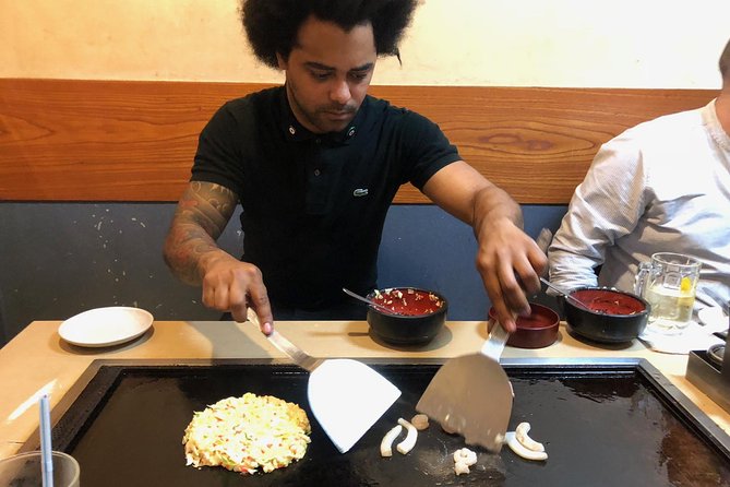 Okonomiyaki Experience, Osakas World Famous Pancake