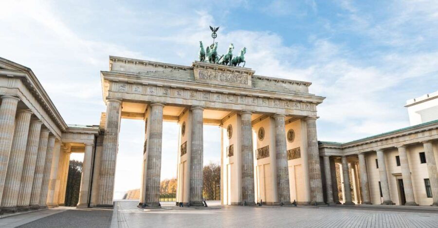 Old Berlin Tour: Brandenburg Gate, Unter Den Linden & More - Good To Know