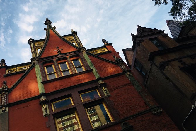 Old Louisville Ghost Tour as Recommended by The New York Times @ 4th and Ormsby