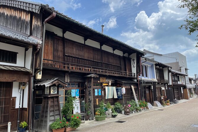 Old Tokaido Trail Walking in Seki Post Town