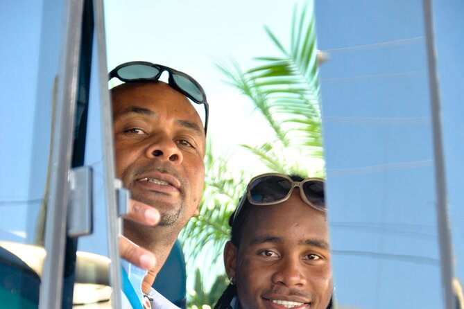 One Way Airport Transportation: MBJ Airport to Jamaica Hotels on Coach Bus - Pricing and Booking Options