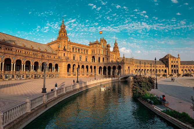One-way Private Transfer From/To Sevilla Airport - Good To Know