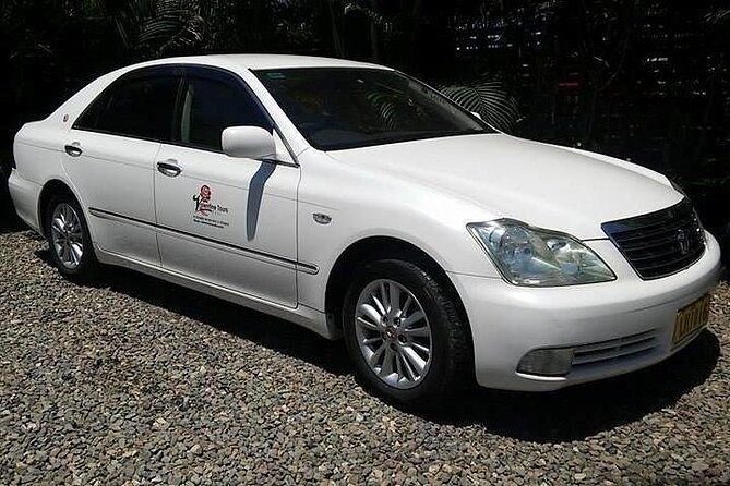 ONEWAY Private Car/Van Transfer: Nadi Airport to Denarau Hotels