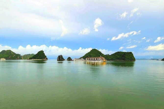 Package 7 Days 6 Nights Fansipan Mountain - Sapa - Ha Long - Accommodation and Meals Included