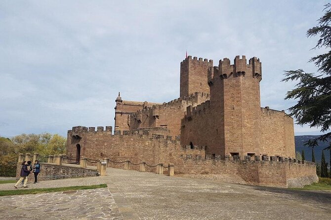 Pamplona Private Tour With Castle of Javier