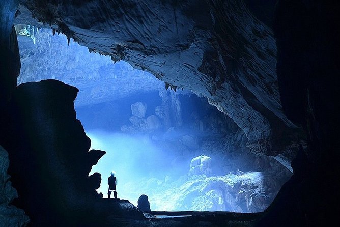 Paradise Cave – Spring Water Stream 1 Day