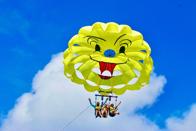 Parasailing in Aruba - Overview and Experience