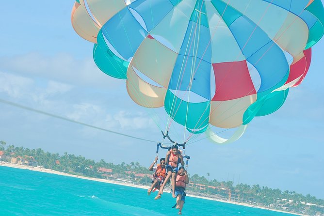 Parasailing Punta Cana - Price and Guarantee