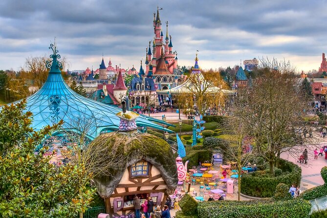 Paris City Private Transfer to Paris Disneyland in Car/Van - Service Details