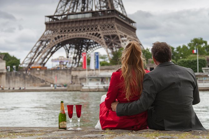 Paris Eiffel Tower Vows Renewal Ceremony - Photoshoot and Video - Reasons to Choose This Tour