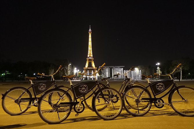Paris Evening City of Lights Small Group Bike Tour & Boat Cruise