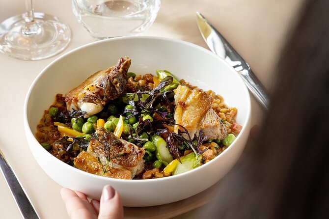 Paris Late Dinner at Eiffel Towers Madame Brasserie Restaurant - Good To Know