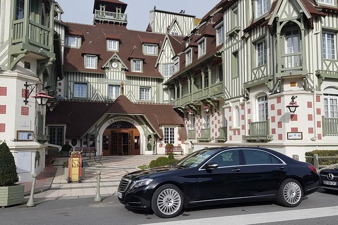 Paris Region Luxury Day in a Chauffeured Mercedes - Good To Know