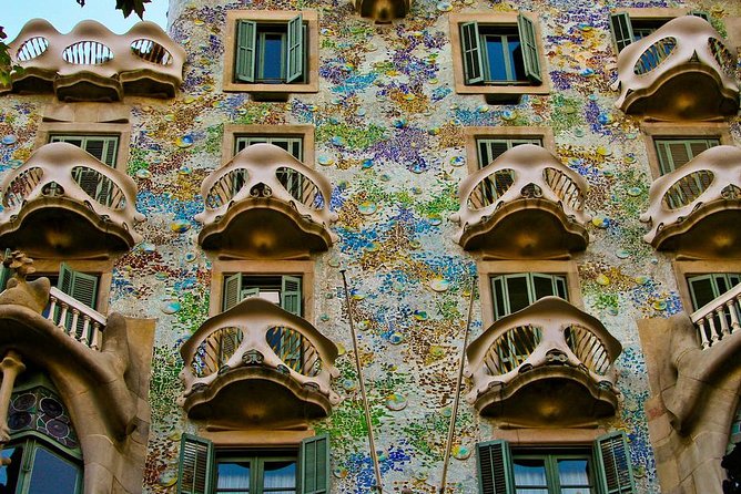 Park Guell Whimsical Gaudi Tour W/Art Nouveau Expert Guide - Tour Pricing and Booking