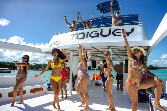 Party Boat Around the Caribbean Taigüey Emotion Show  - Punta Cana - Overview of Taigüey Emotion Show