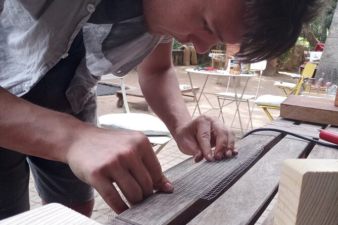 Pequeño Grupo Taller Para Hacer Tu Propio Comedero De Aves En Cercedilla - Workshop Overview