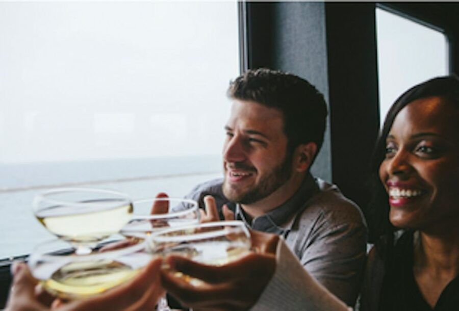 Philadelphia: Thanksgiving Early Dinner Cruise - Good To Know