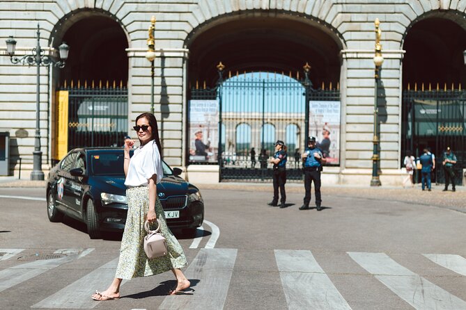 Photo Shoot With a Pro Free Video Tour - Good To Know