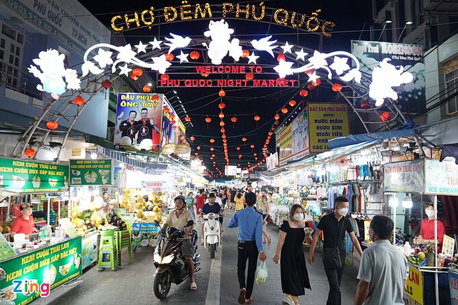Phu Quoc City - Local Street Food Tour By Night