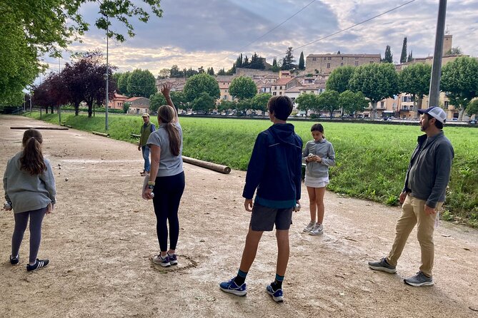 Play Pètanque, Fun for Families, Couples, Everyone – in English