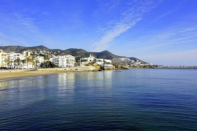 Poblet, Wines & Sitges Private Tour - Hotel Pick up From Salou/Tarragona