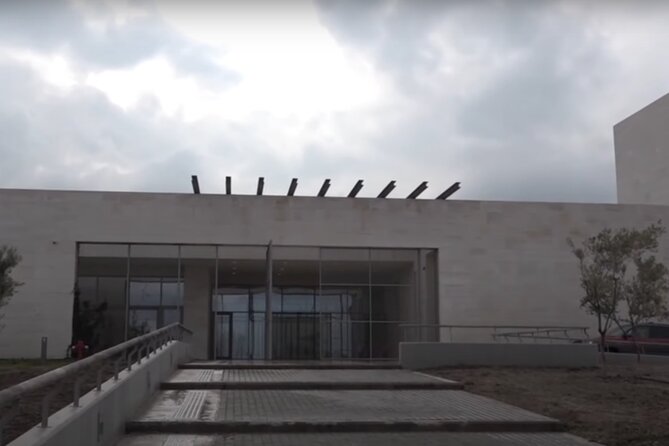 Polycentric Museum & Aigai Royal Graves: E-Ticket With 2 Audios