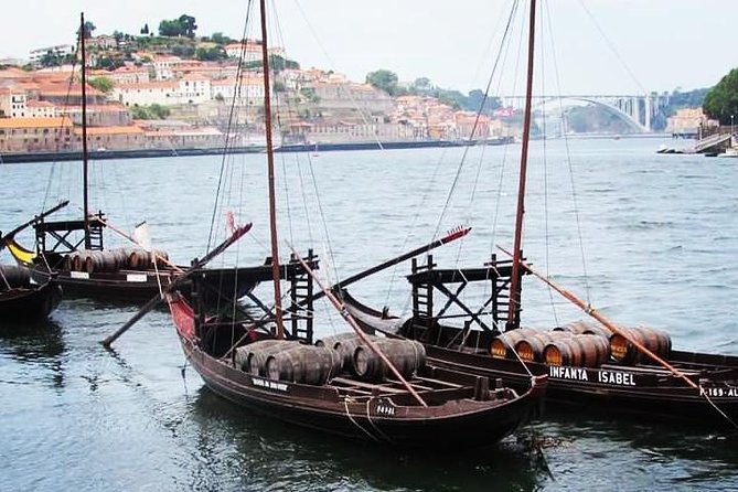 Porto City Tour With River Cruise Including Lunch and Wine Tasting