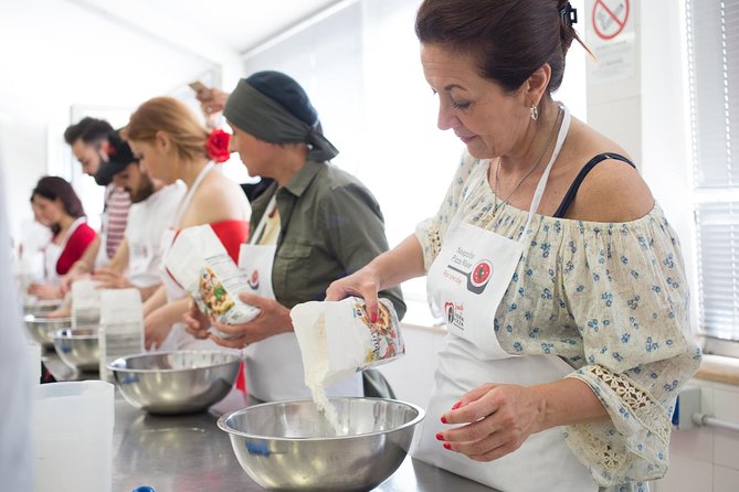 Practical Lesson of Pizza Preparation in Naples at the Pizza Academy