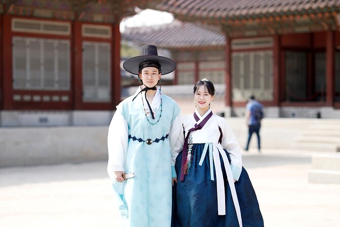 Premium Hanbok Experience in Hanboknam Gyeongbok Palace Branch - Good To Know