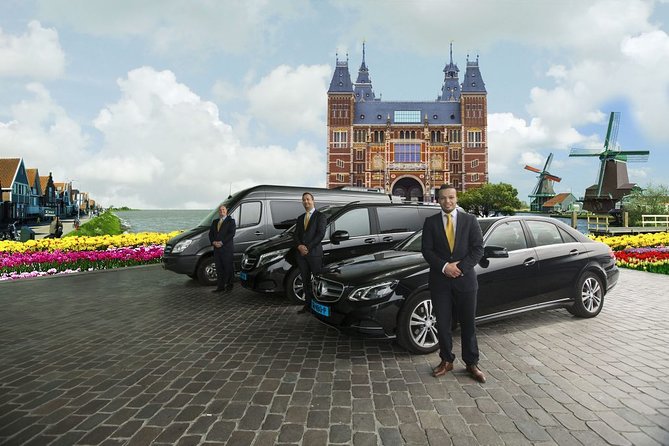Private 1-15 Pers Taxi or Bus Transfer Amsterdam Airport to Weeze
