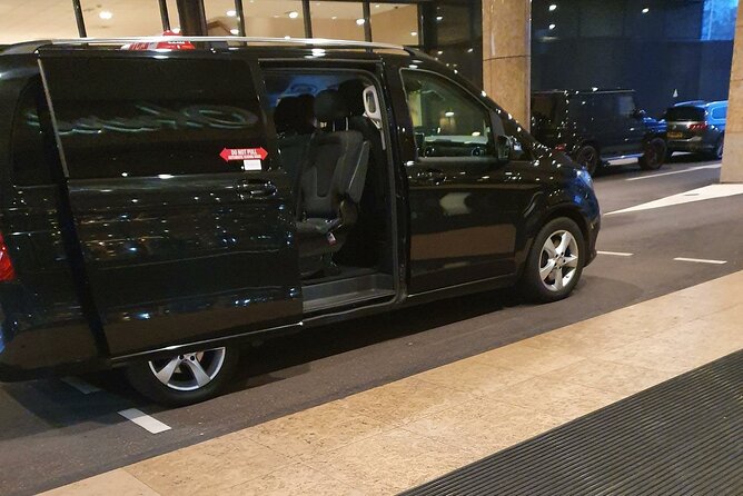 Private Airport Transfer to or From Schiphol Airport