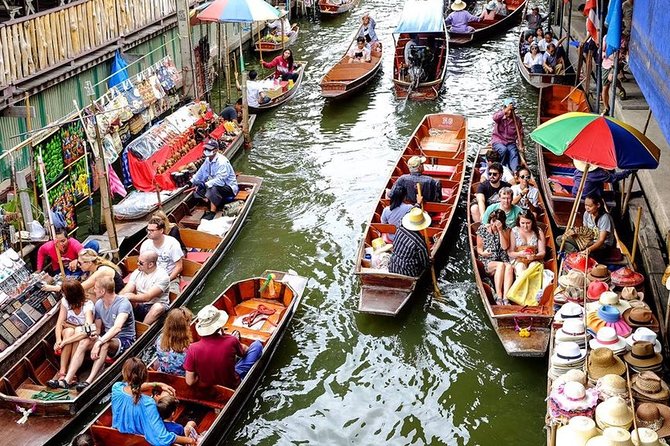 Private Amphawa Floating Market and Maeklong Railway Market Fireflies Day Tour - Reviews
